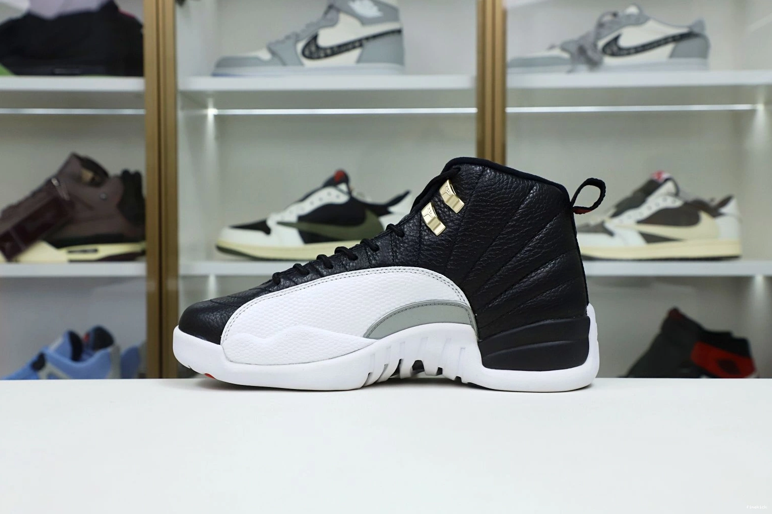 PLAYOFFS 12 RETRO JORDAN 2022 AIR 1030